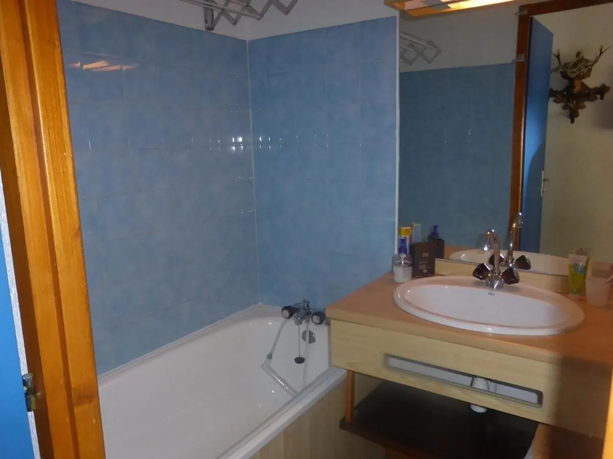 Apartment Charmant Appartement A Areches-Beaufort Avec Terrasse, Piscine Et Parking, Ideal Pour 4 Personnes - Fr-1-342-139